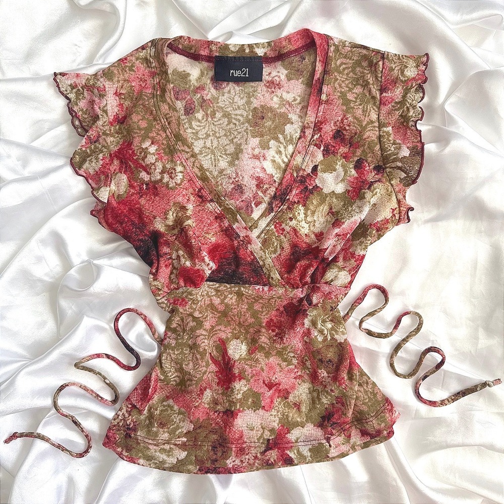 Rue21 Floral Wrap Top Burgundy Green V-Neck Lettuce Edge Flutter Sleeve Small
